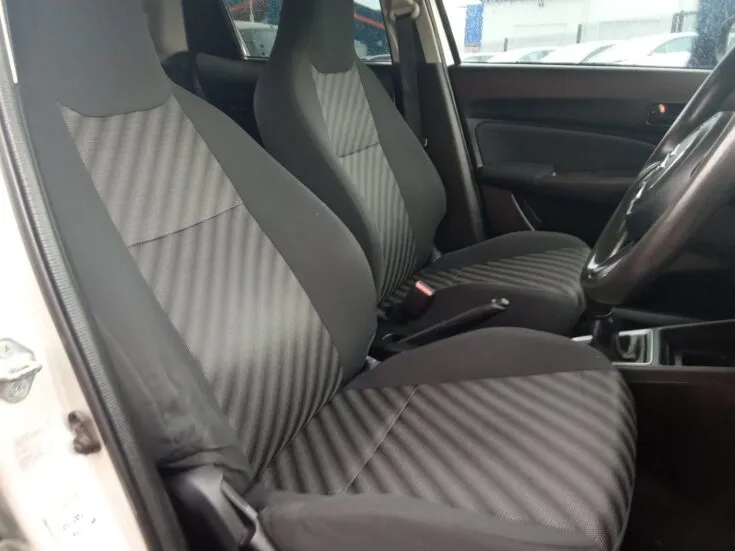 2022 Suzuki Swift/1.2 GA – Front Seats