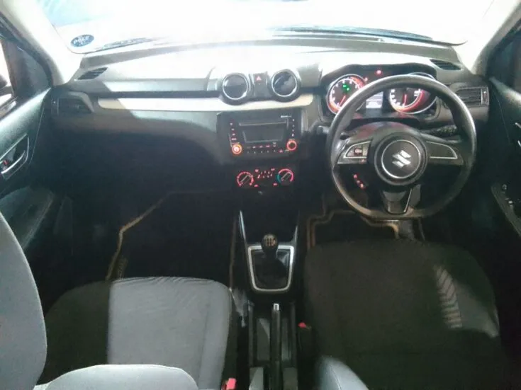 2022 Suzuki Swift/1.2 GA – Interior
