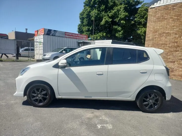 2022 Toyota Agya/1.0 4AT – Left Side Photo