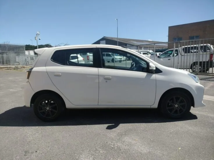 2022 Toyota Agya/1.0 4AT – Right Side Photo