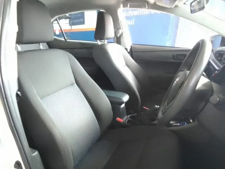2022 Toyota Corolla Quest/1.8 PLUS CVT – Front Seats