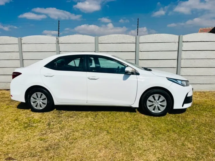 2022 Toyota Corolla Quest/1.8 PLUS CVT – Right Side Photo