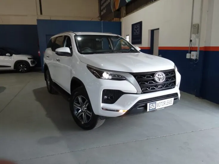 2022 TOYOTA FORTUNER 2.4GD-6 R/B A/T – Front Feature Photo