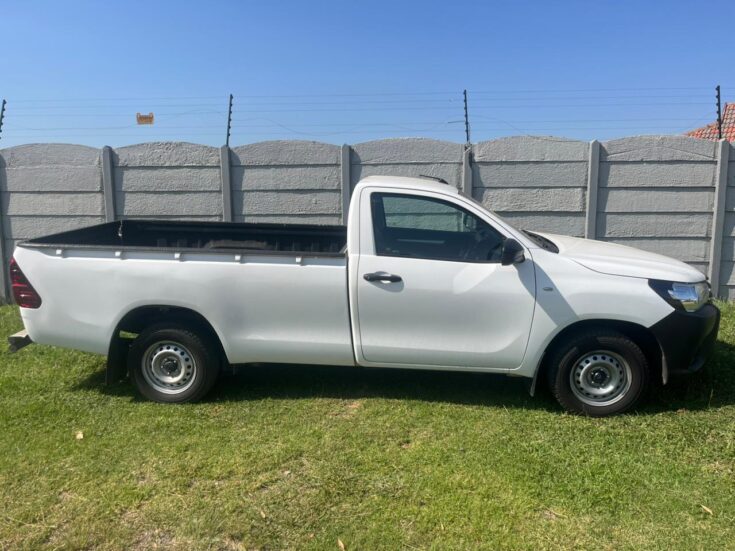2022 TOYOTA HILUX 2.4 GD S A/C P/U S/C – Right Side Photo