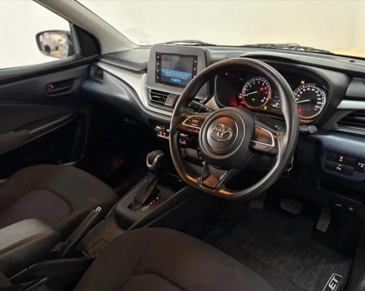 2022 Toyota Starlet/1.5 XS 4AT – Boot / Loadbin