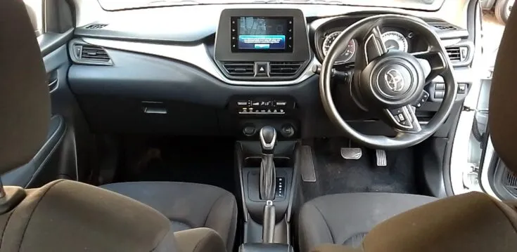 2022 Toyota Starlet/1.5 XS 4AT – Interior