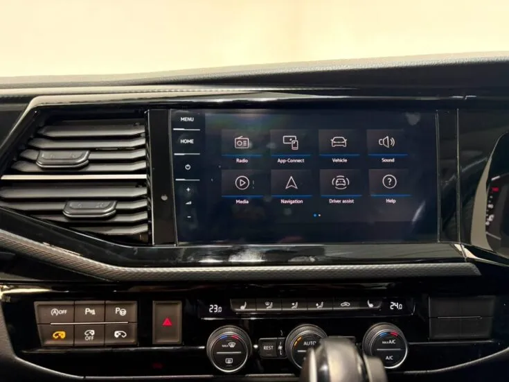2022 Volkswagen T6-1 Caravelle/2.0 BITDI HIGHLINE 4MOTION DSG – Boot / Loadbin