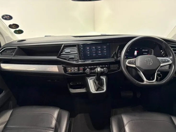 2022 Volkswagen T6-1 Caravelle/2.0 BITDI HIGHLINE 4MOTION DSG – Dashboard