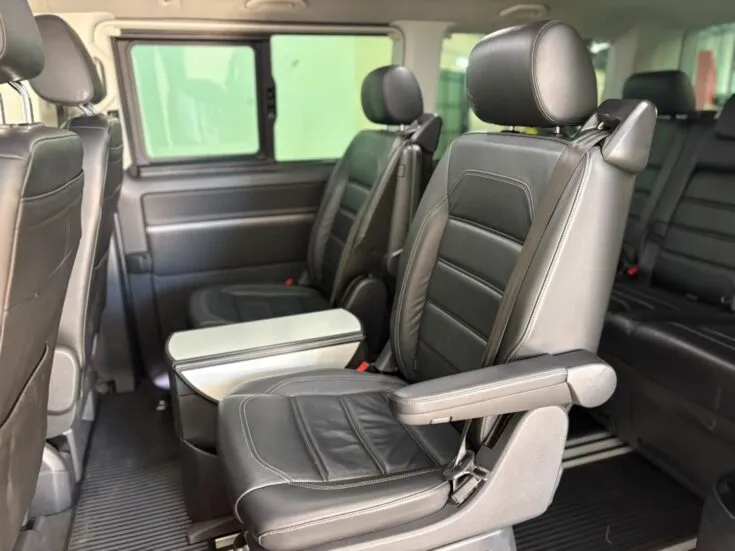 2022 Volkswagen T6-1 Caravelle/2.0 BITDI HIGHLINE 4MOTION DSG – Interior