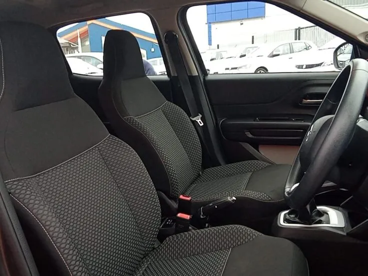 2023 Citroen C3/1.2 NEW FEEL 61KW M/T – Front Seats