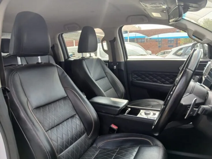 2023 Great Wall P Series Passanger/2.0 LT D/CAB 4X4 – Front Seats