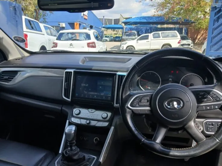 2023 Great Wall P Series Passanger/2.0 TD DLX S/CAB 4X4 – Interior
