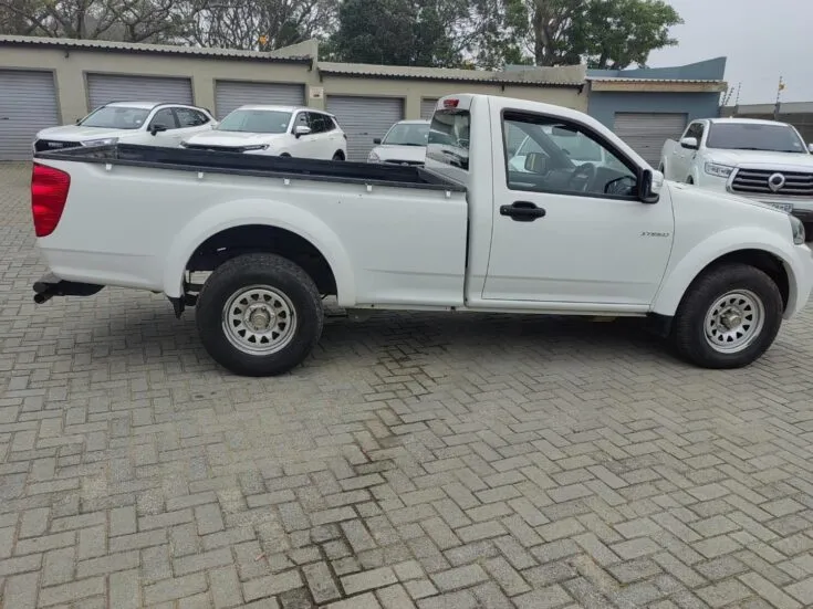 2023 Great Wall STEED 5/2.0 S 6MT 2WD – Right Side Photo