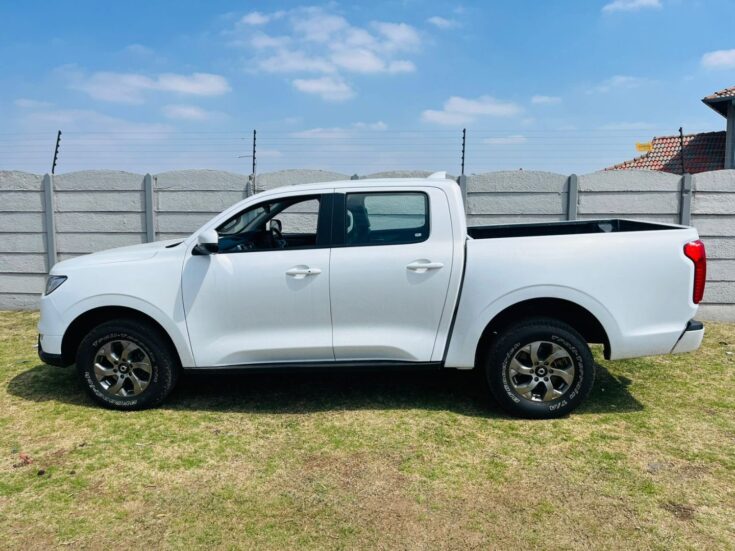 2023 GWM P-SERIES CV DCAB 2.0TD SX 4X2 6MT – Left Side Photo