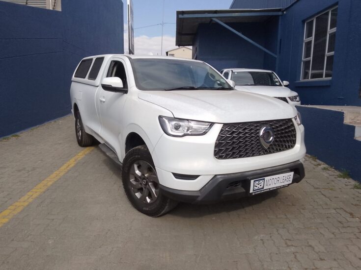 2023 GWM P-SERIES CV SCAB 2.0TD SX 4X2 6MT – Front Feature Photo