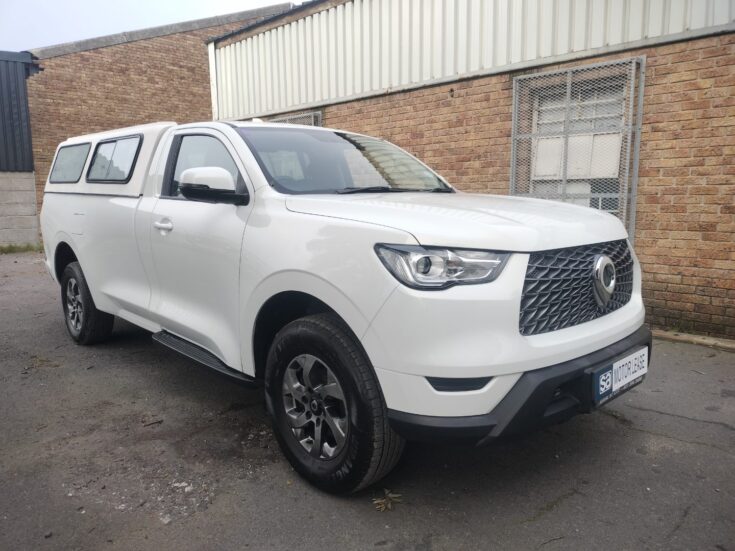 2023 GWM P-SERIES CV SCAB 2.0TD SX 4X2 6MT – Front Feature Photo