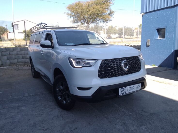 2023 GWM P-SERIES CV SCAB 2.0TD SX 4X2 6MT – Front Feature Photo