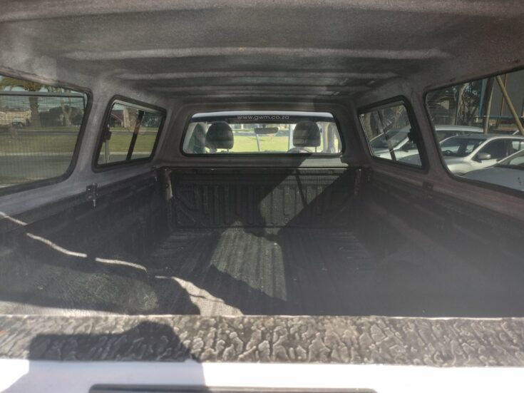 2023 GWM P-SERIES CV SCBA 2.0TD SX 4X2 6MT – Rear Seats