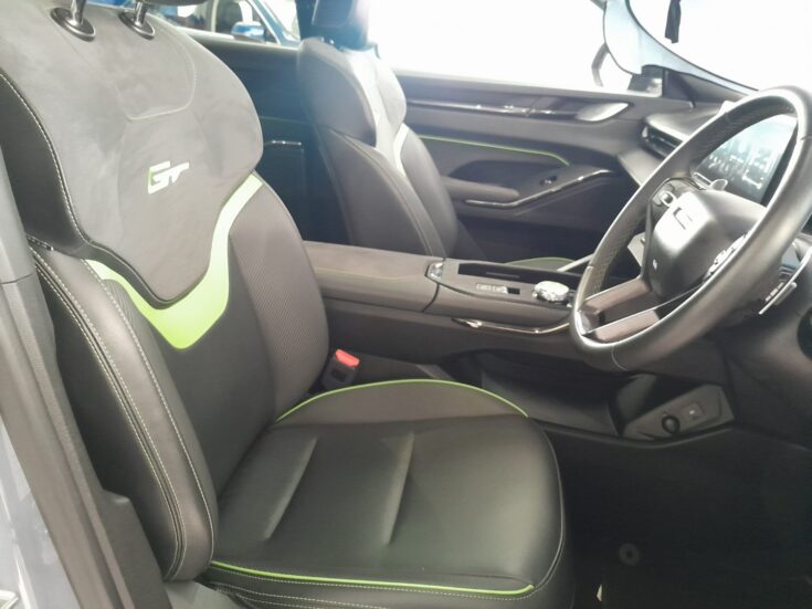 2023 Haval H6 GT 2.0T S-LUX 7DCT 4WD – Front Seats