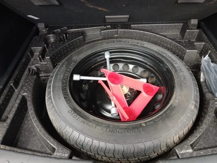2023 Haval Jolion/1.5T SUPER LUXURY DCT – Spare Wheel