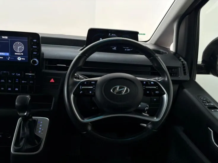 2023 Hyundai Staria/2.2 9S EXECUTIVE – Interior