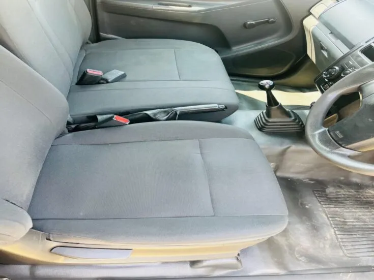 2023 Isuzu D-Max/250C S/CAB FLEETSIDE – Front Seats