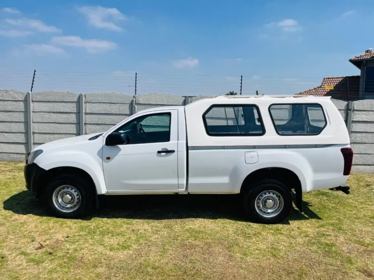 2023 Isuzu D-Max/250C S/CAB FLEETSIDE – Left Side Photo