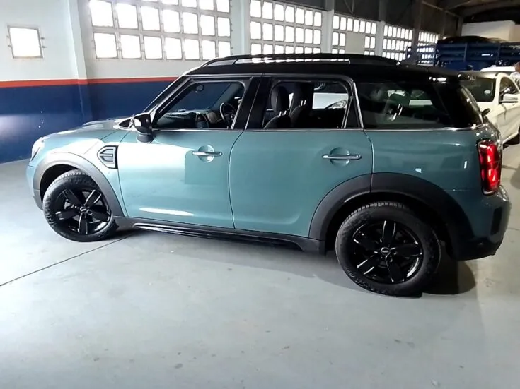 2023 Mini Countryman/1.5 COOPER DCT – Left Side Photo