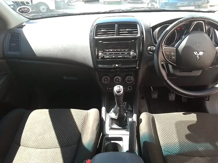 2023 Mitsubishi Asx/2.0 MIVEC CVT ES – Dashboard