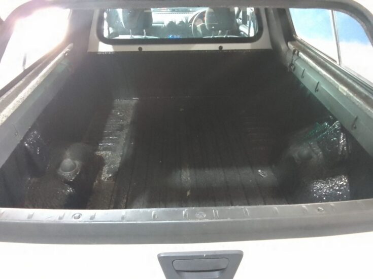 2023 NISSAN NP200 1.6 A/C SAFETY PACK P/U S/C – Boot / Loadbin