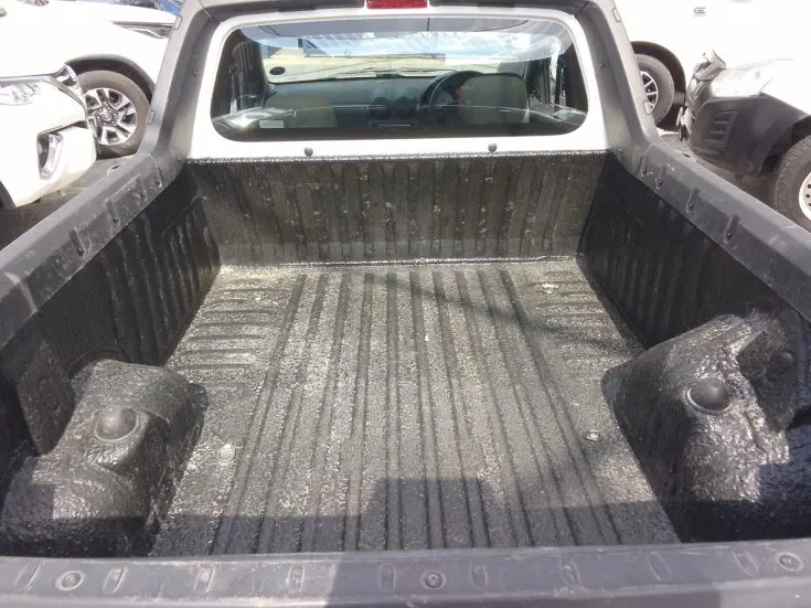 2023 Nissan Np200/1.6 STEALTH LIMITED EDITION – Boot / Loadbin