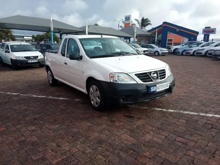 2023 Nissan Np200/1.6 STEALTH LIMITED EDITION – Front Feature Photo