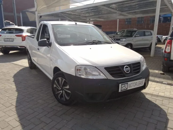 2023 Nissan Np200/1.6 STEALTH LIMITED EDITION – Front Feature Photo