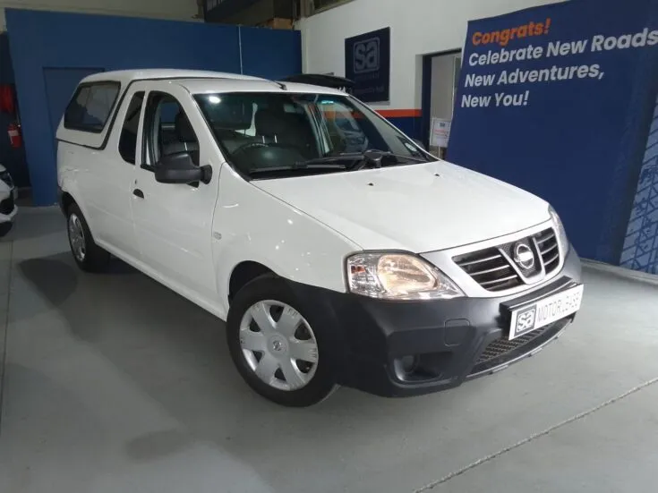 2023 Nissan Np200/1.6 STEALTH LIMITED EDITION – Front Feature Photo