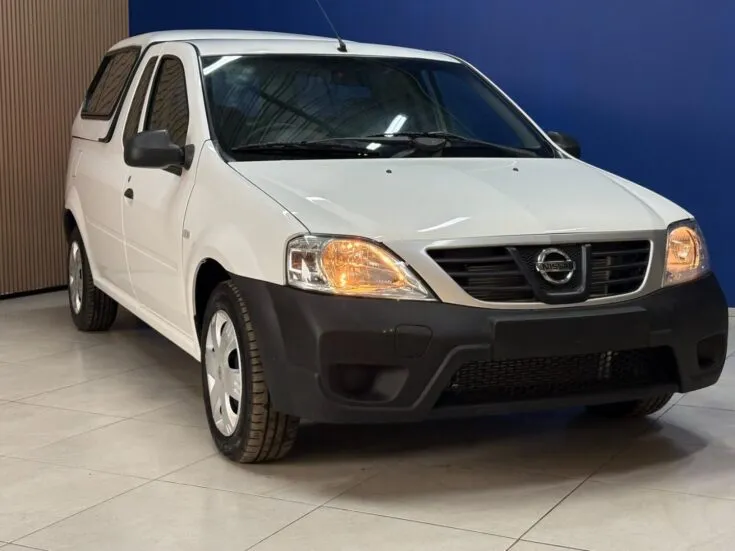 2023 Nissan Np200/1.6 STEALTH LIMITED EDITION