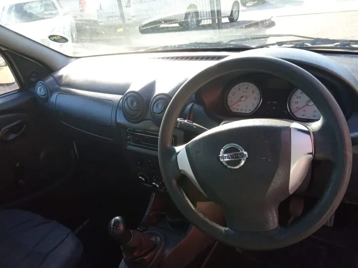 2023 Nissan Np200/1.6 STEALTH LIMITED EDITION – Interior