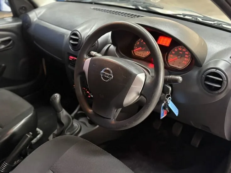 2023 Nissan Np200/1.6 STEALTH LIMITED EDITION – Rear Seats