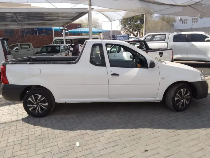 2023 Nissan Np200/1.6 STEALTH LIMITED EDITION – Right Side Photo
