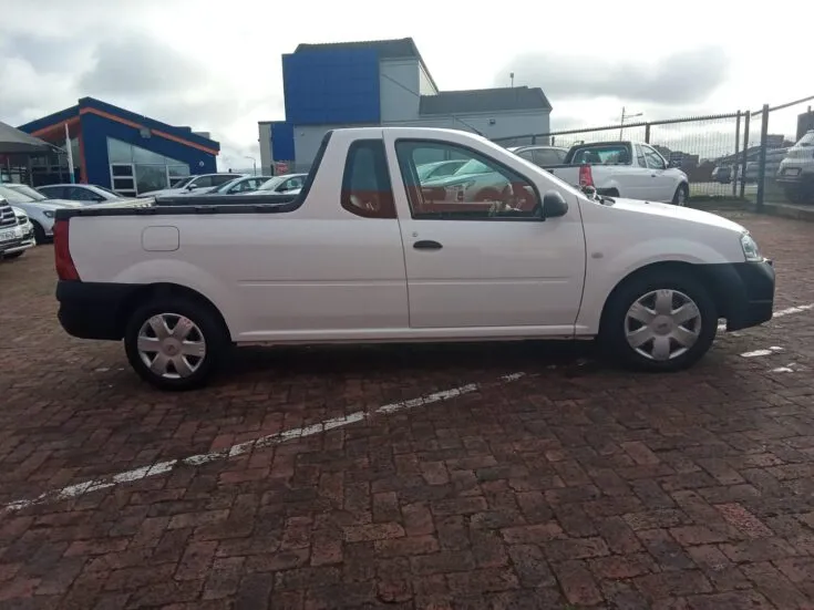 2023 Nissan Np200/1.6 STEALTH LIMITED EDITION – Right Side Photo