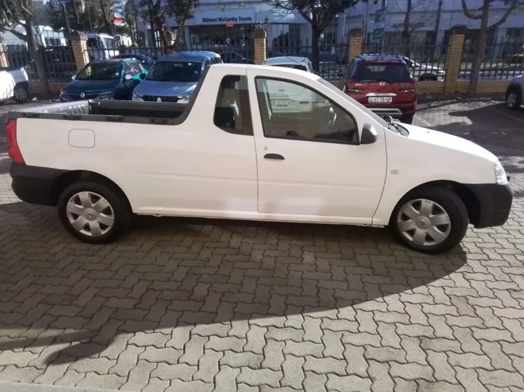 2023 Nissan Np200/1.6 STEALTH LIMITED EDITION – Right Side Photo