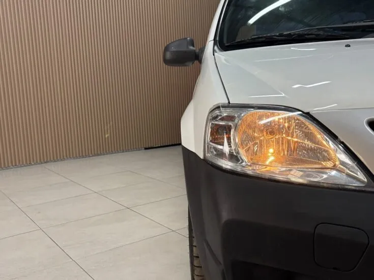 2023 Nissan Np200/1.6 STEALTH LIMITED EDITION – Wheel Example