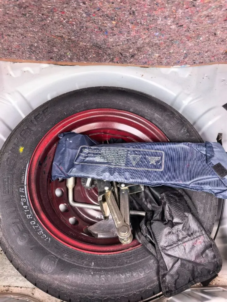 2023 Renault Kwid/1.0 DYNAMIQUE (ABS) – Back Photo