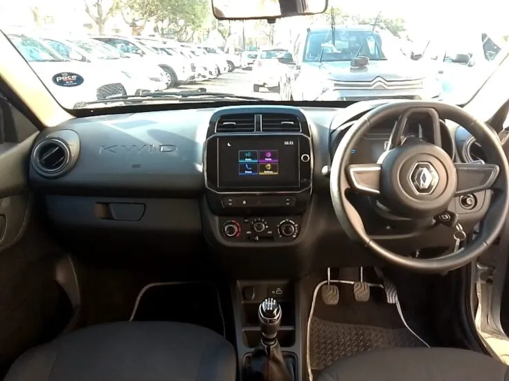 2023 Renault Kwid/1.0 DYNAMIQUE (ABS) – Dashboard