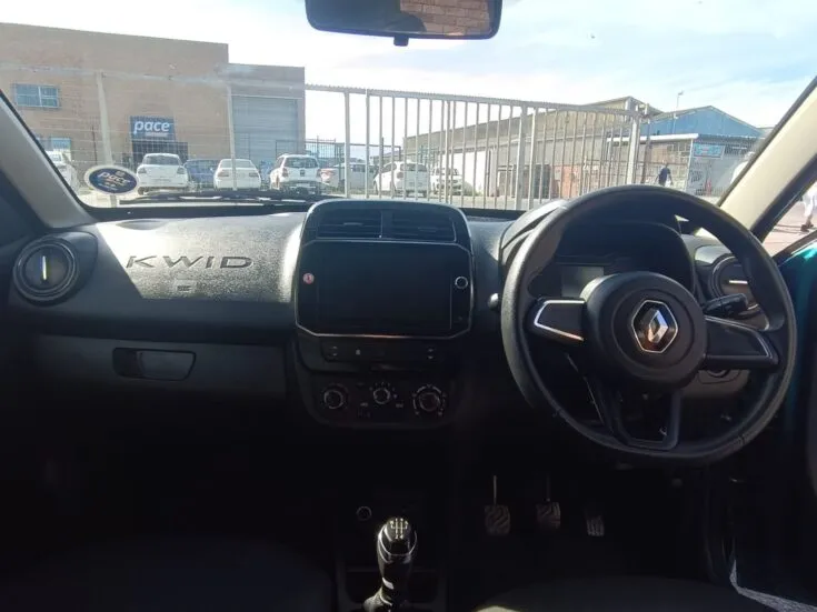 2023 Renault Kwid/1.0 DYNAMIQUE (ABS) – Dashboard
