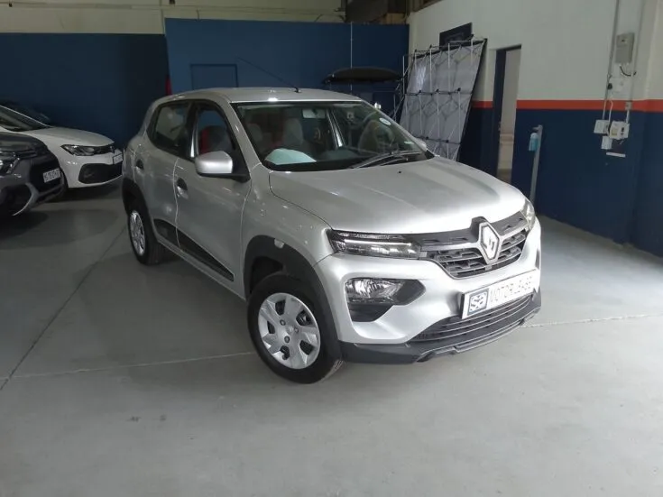 2023 Renault Kwid/1.0 DYNAMIQUE (ABS) – Front Feature Photo