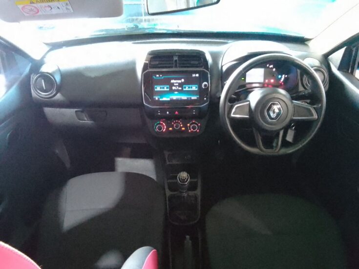2023 Renault Kwid/1.0 DYNAMIQUE (ABS) – Interior