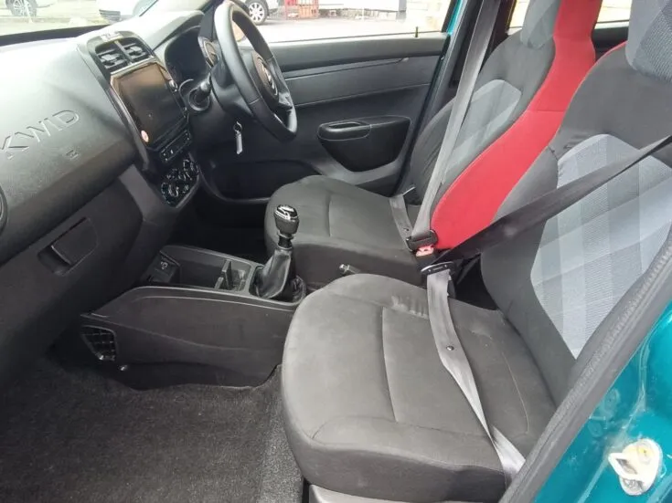 2023 Renault Kwid/1.0 DYNAMIQUE (ABS) – Interior
