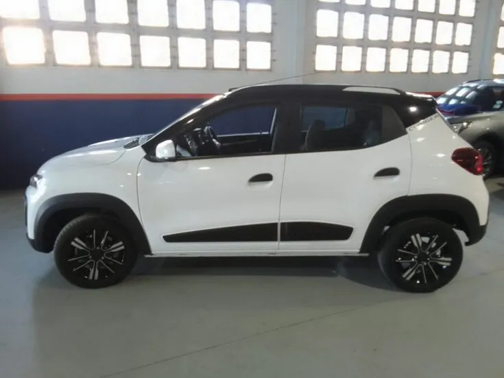 2023 Renault Kwid/1.0 DYNAMIQUE (ABS) – Left Side Photo