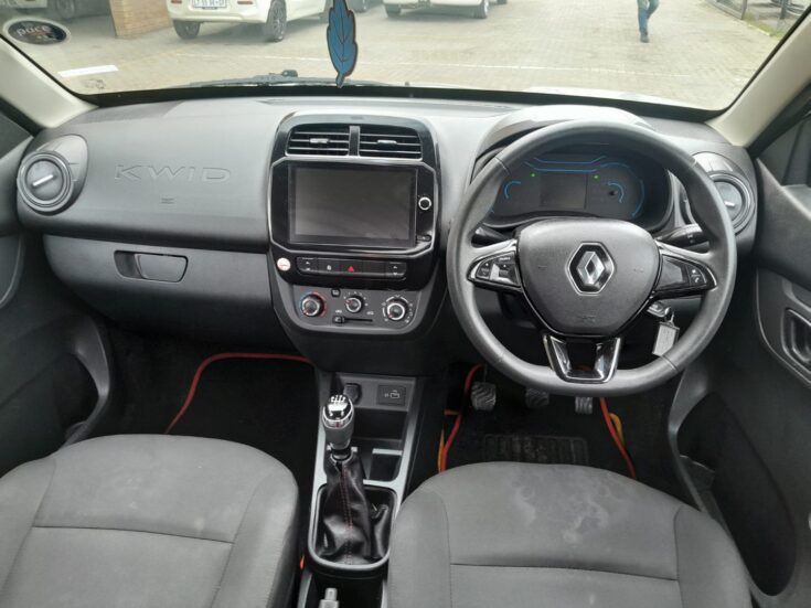 2023 RENAULT KWID DYNAMIQUE MANUAL – Interior