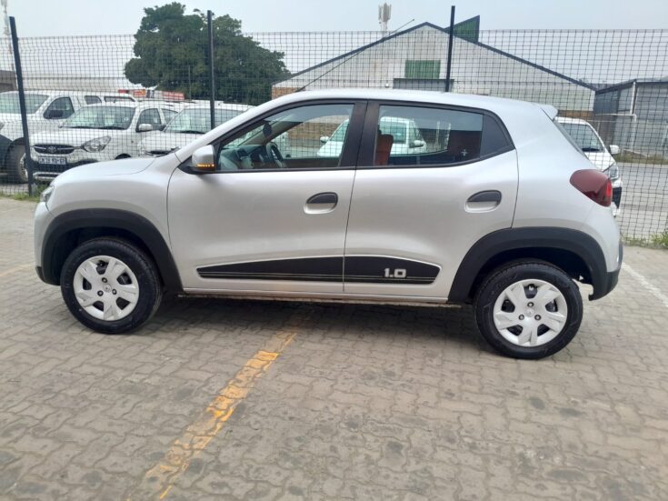 2023 RENAULT KWID DYNAMIQUE MANUAL – Left Side Photo